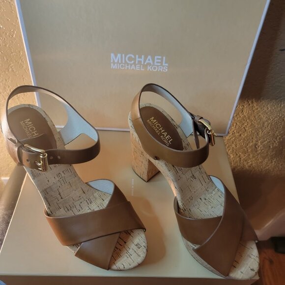 Michael Kors Natalia Platform Walnut Leather Shoe 9 - Picture 1 of 7